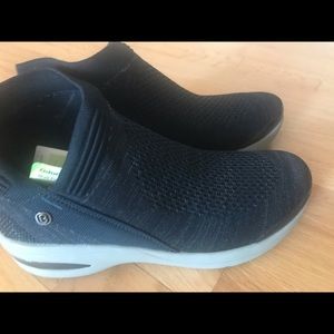 New BZEES booties